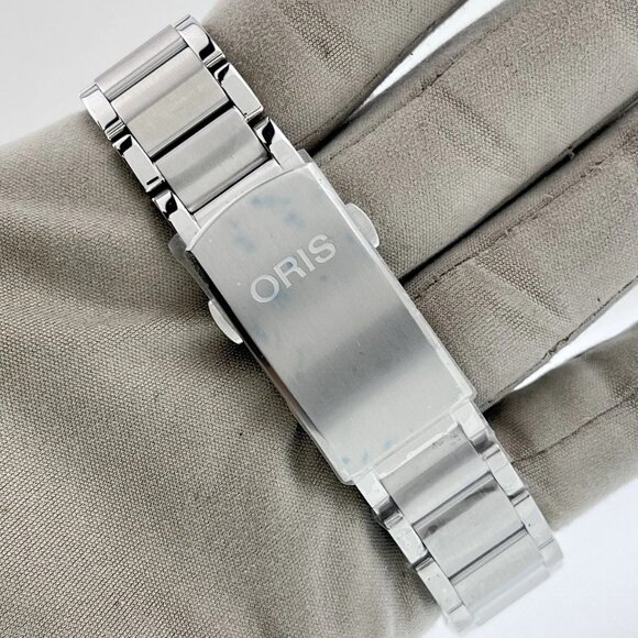 Oris Aquis Date Cal 400 Steel Black Dial 41.5mm Automatic Men's Watch 7769 - Picture 7 of 10